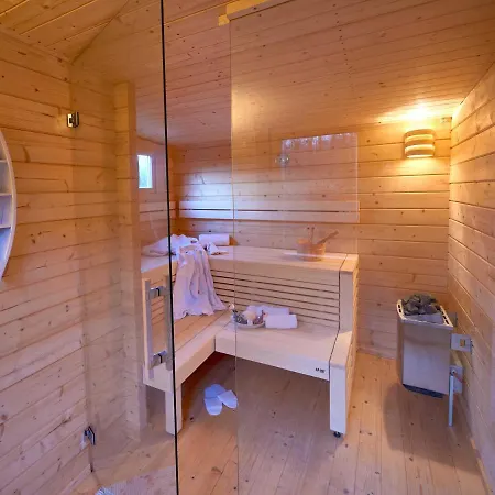 Strandschlösschen - House Half 3 *