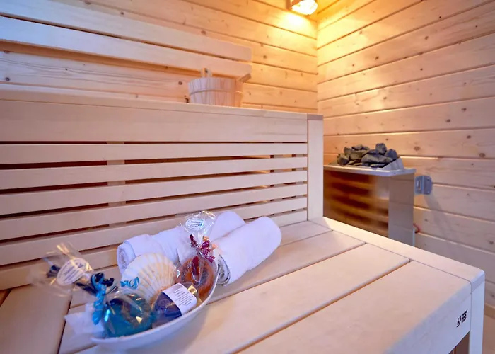 Strandschloesschen - Haushaelfte 3 * Sellin (Rugen)